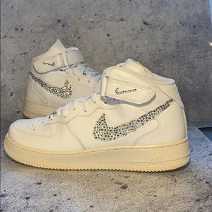 All White Nike  Air Force 1’s